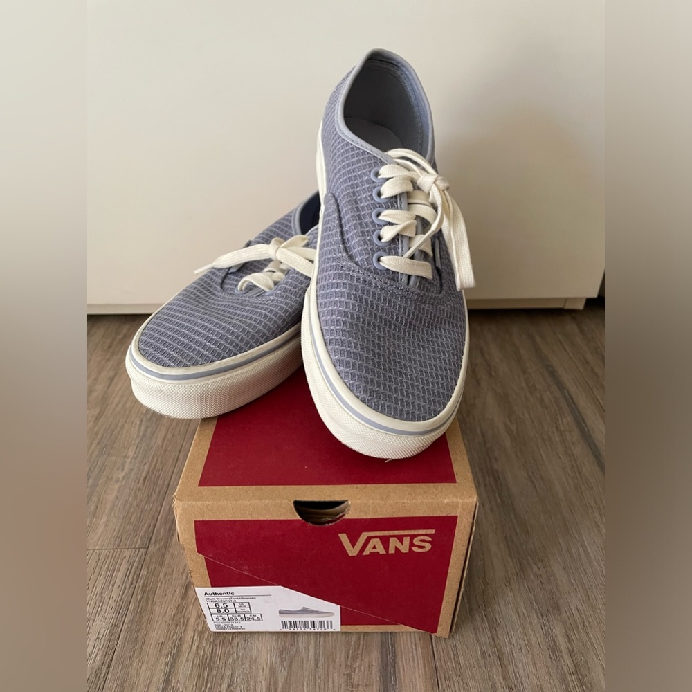 Not New Only Wore Twice In Good Condition - image 4